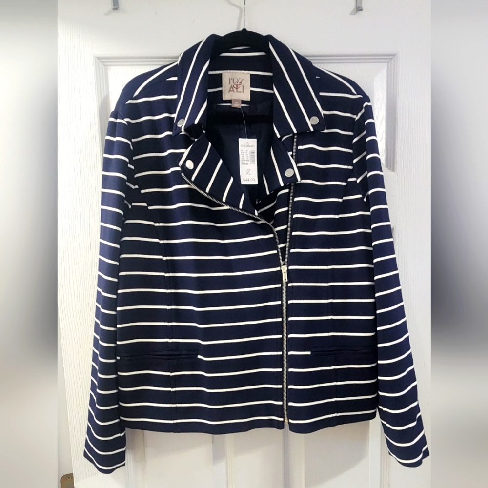 NWT Roz & Ali XL navy & white jacket